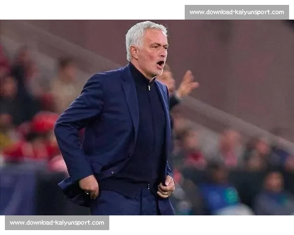 费内巴切开启巴斯克斯转会谈判，穆里尼奥瞄准皇马老将补强右路