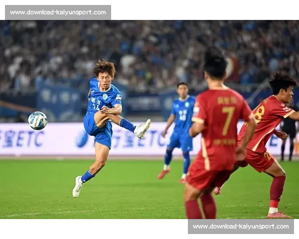 董路自荐执教苏超常州队并观战南京战，坦言 “不做主帅但愿助力”