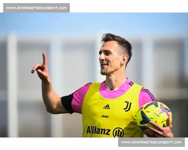 斯基拉：米利克伤愈复出，尤文计划外租激活波兰锋霸