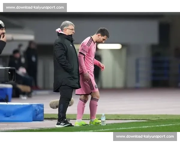 甲亢哥社媒晒梅西无视瞬间:3700 万粉丝网红遭遇追星滑铁卢