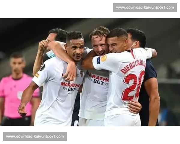 塞维利亚锁定阿根廷铁卫！塔利亚菲科自由身加盟在即，欧联冠军再补强