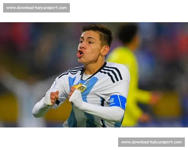 曼城外租四小将：尼潘、埃切维里领衔卫星队练级