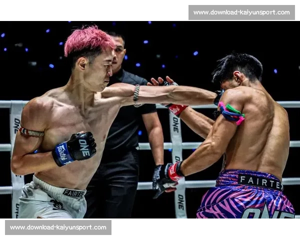 赵崇阳闪电 KO 日本王者末吉裕司！五连胜捍卫中国搏击荣耀